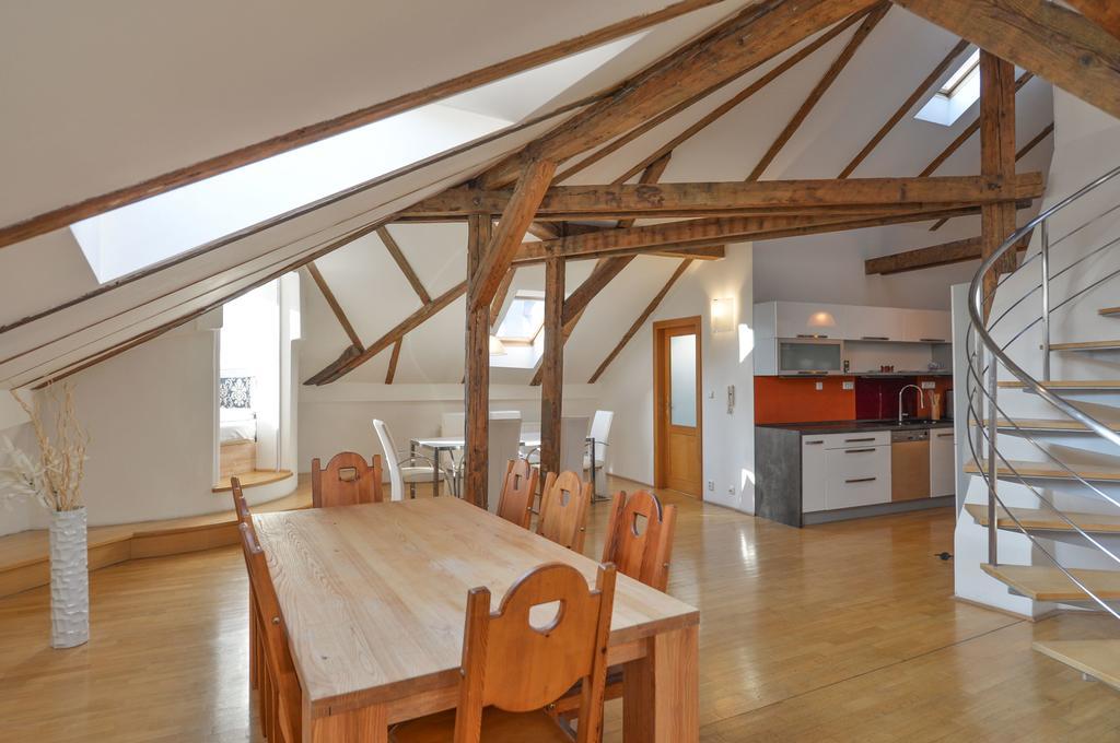 Apartment Amazing Charles Bridge