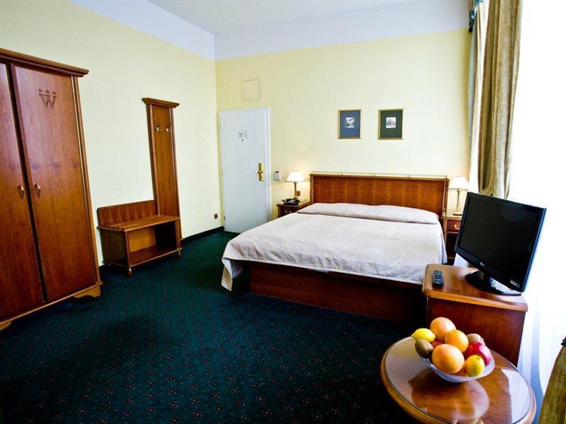 William Hotel 3*