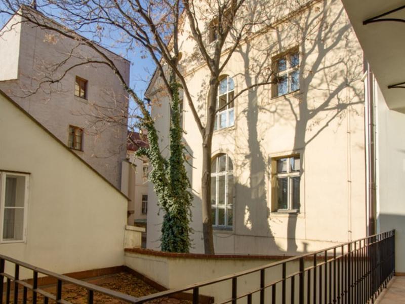 Bishop's House Hotel 4*