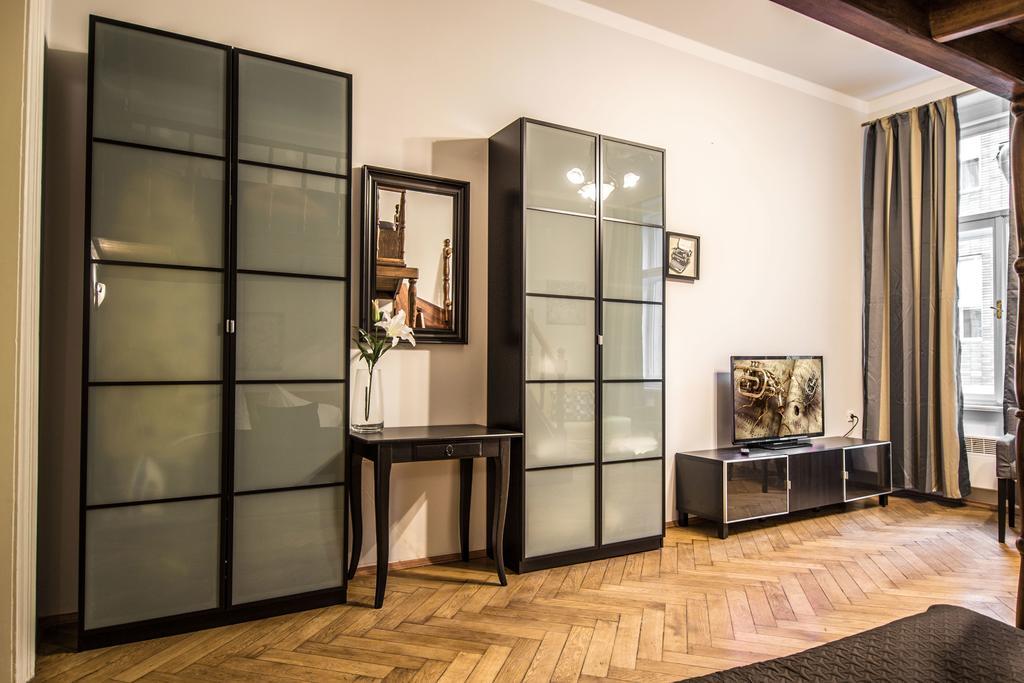 Colonial Ruterra 2bdr Prag