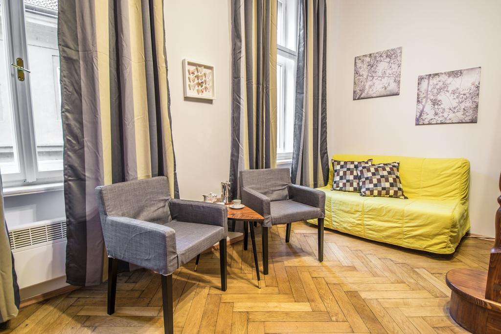 Colonial Ruterra 2bdr Prag