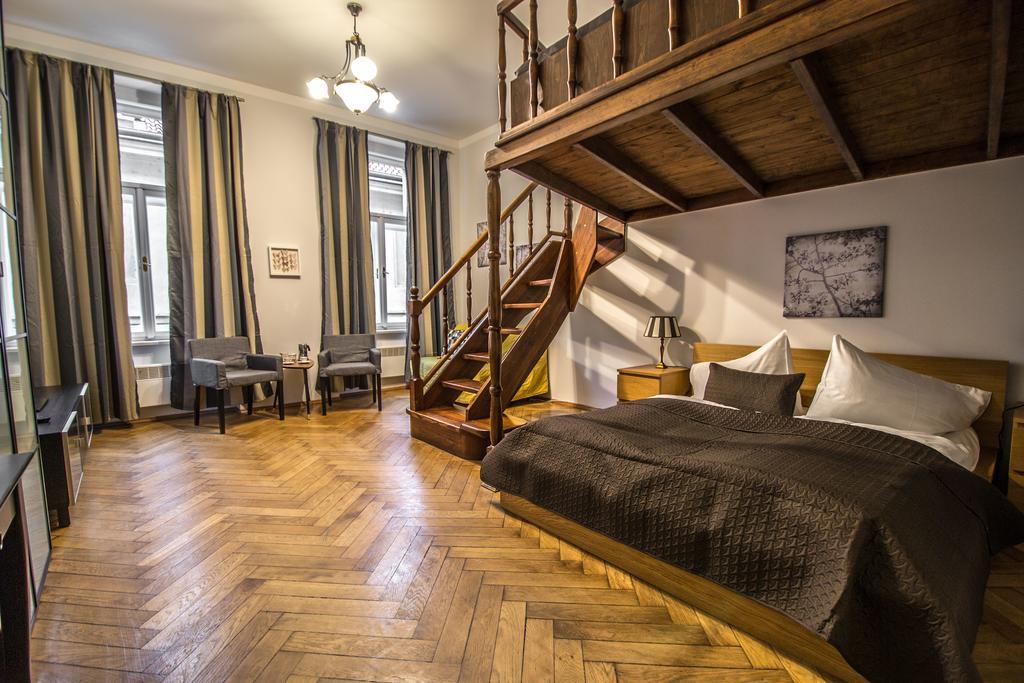 Colonial Ruterra 2bdr * Prag