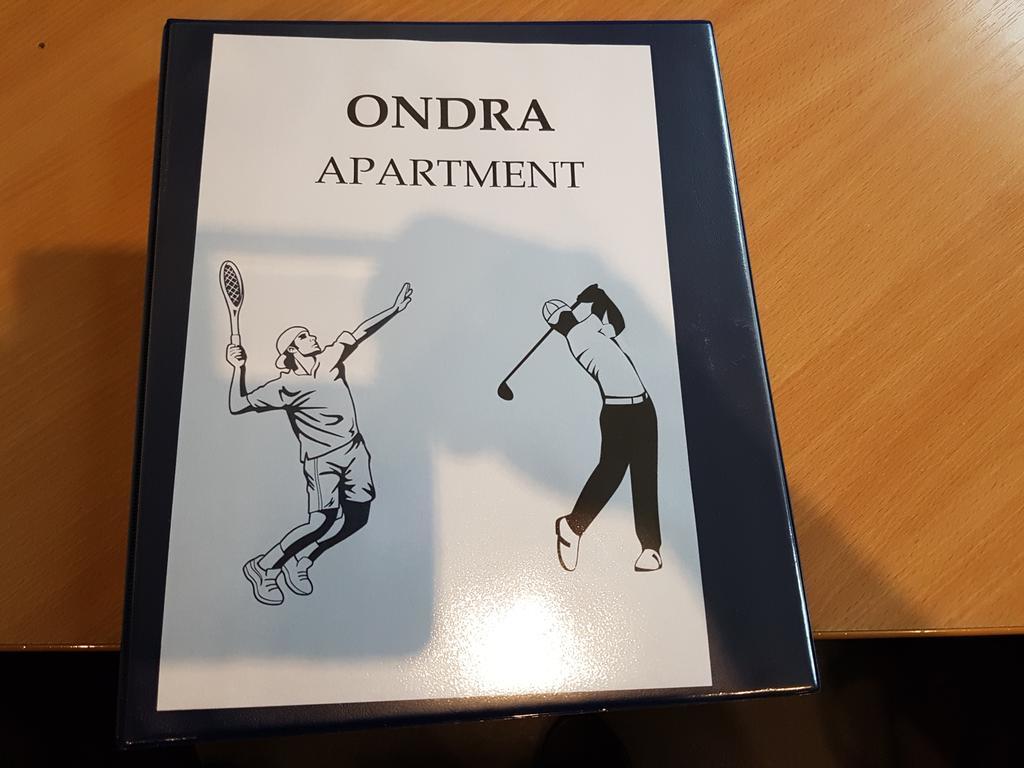 Anna And Ondra