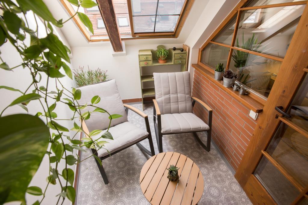 Bohemian Chic 2 Bedroom 2 Bathroom Loft With Hanging Chair Apartment Prag