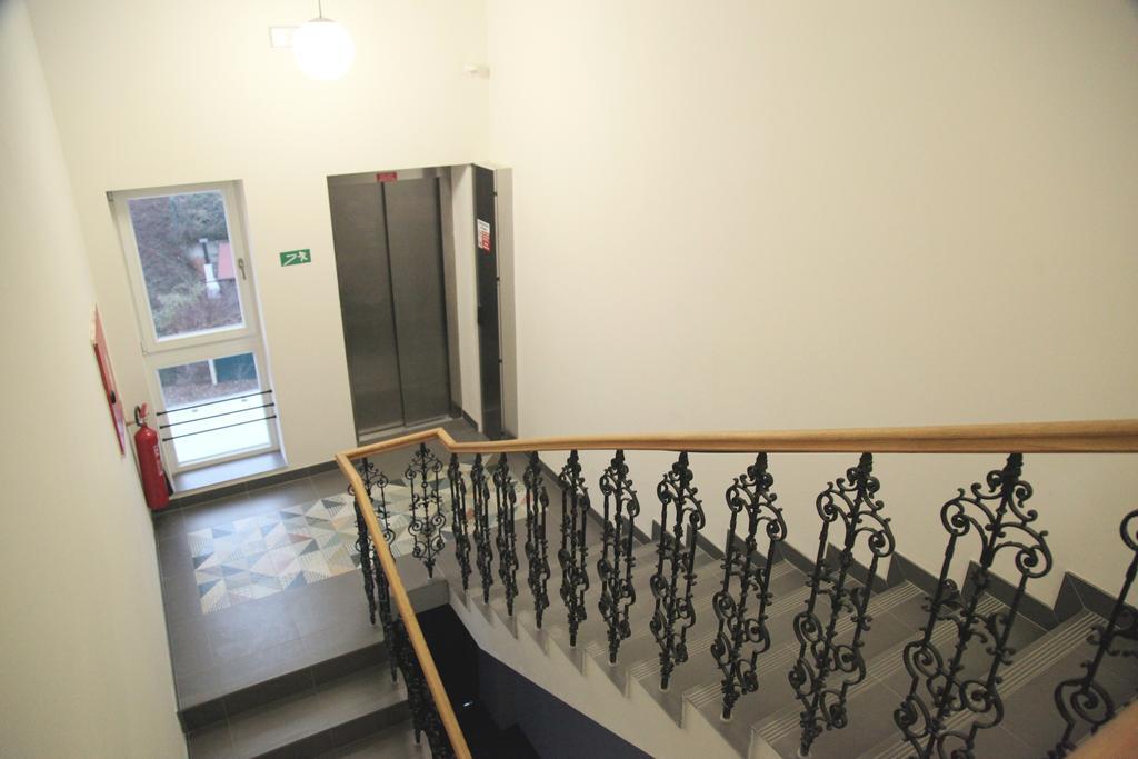 Smichov Praguestars Apartmán *