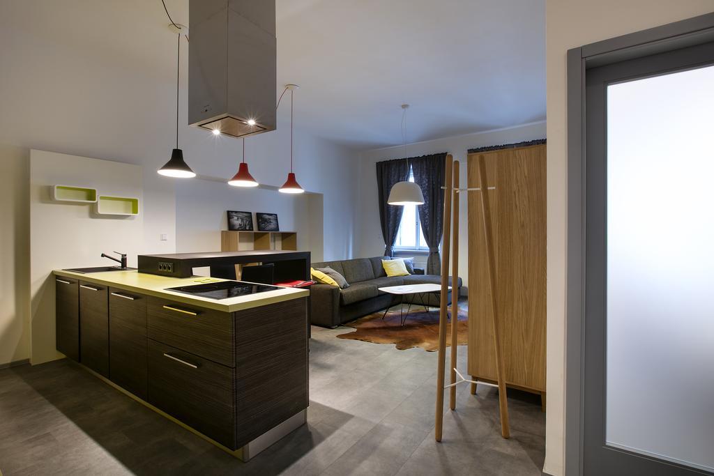 Apartment At The Blue Duckling Prague