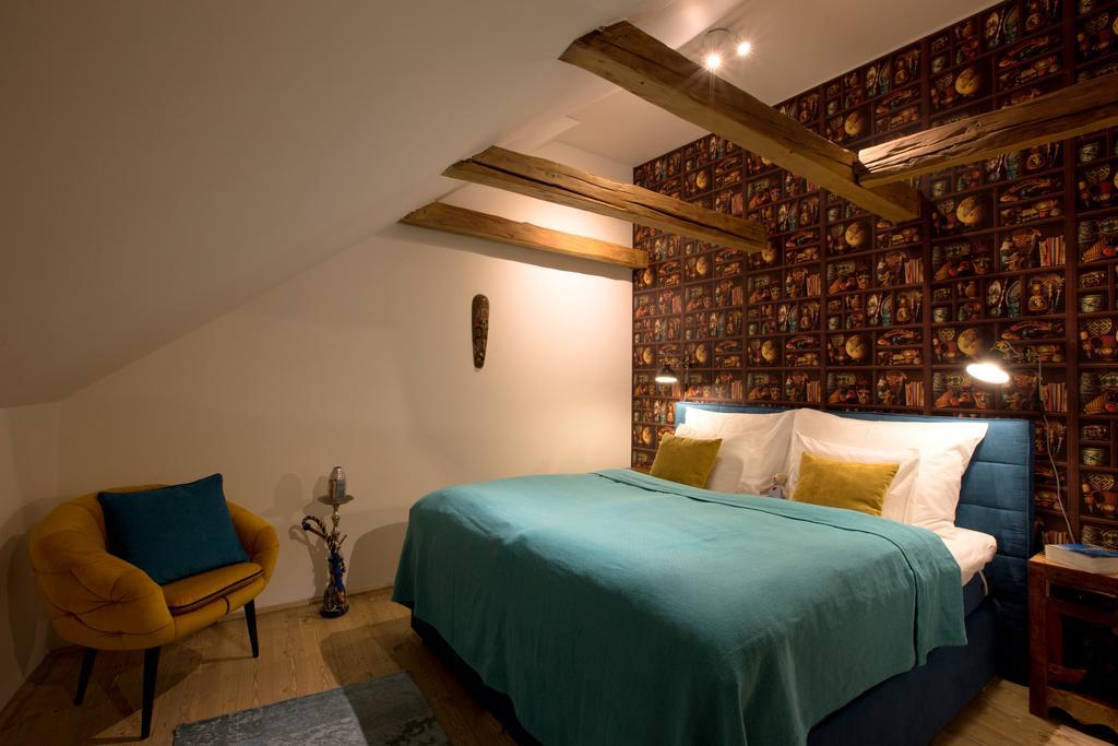 Apartment Bohemian Chic 2 Bedroom 2 Bathroom Loft With Hanging Chair Prag