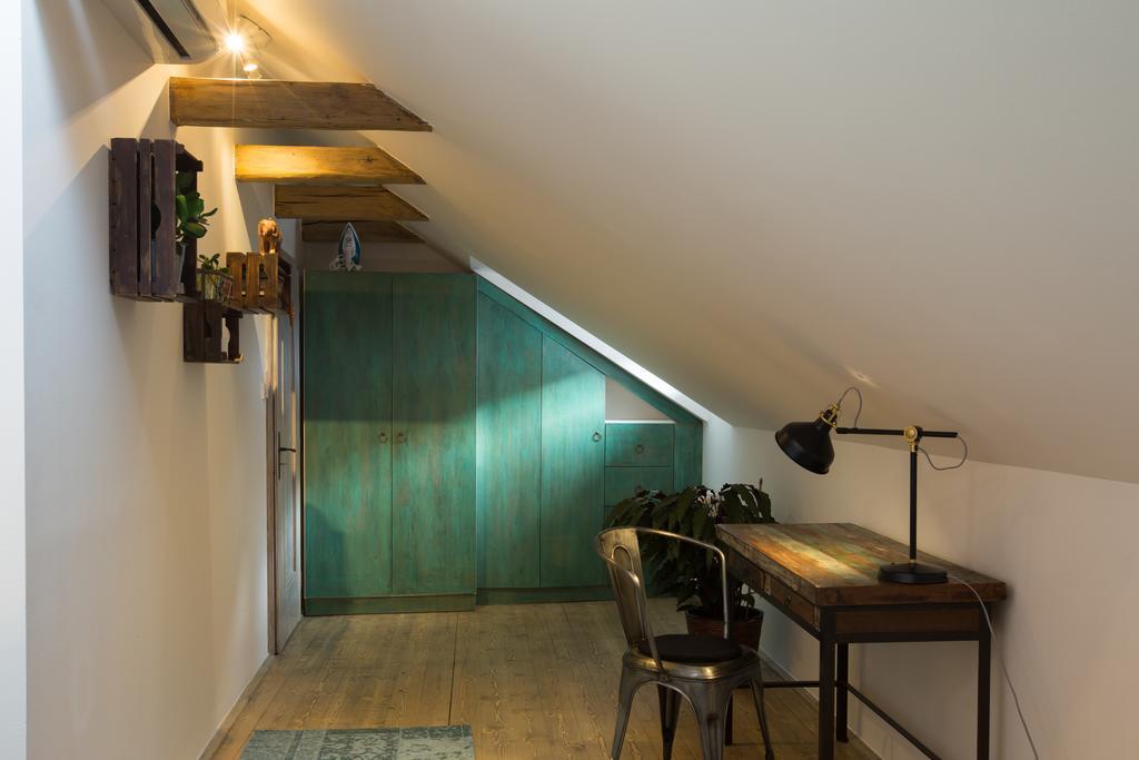 Apartment Bohemian Chic 2 Bedroom 2 Bathroom Loft With Hanging Chair