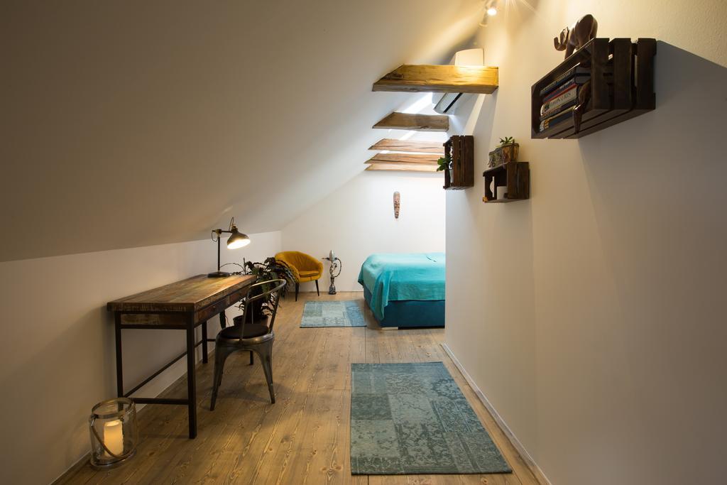 Bohemian Chic 2 Bedroom 2 Bathroom Loft With Hanging Chair Apartment Prag