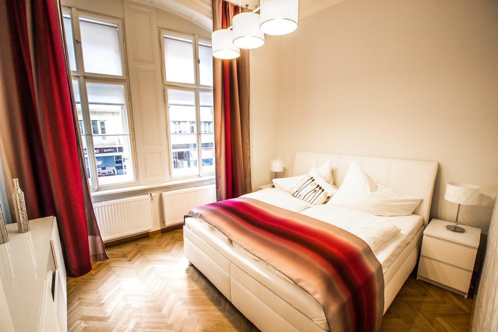 Bourgeois In Cultural Heritage Building By Ruterra Prag
