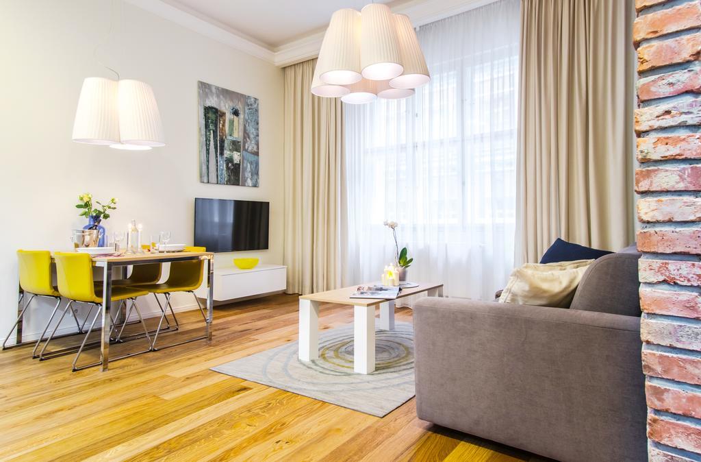 Wishlist Residences - Karlin Free Parking *