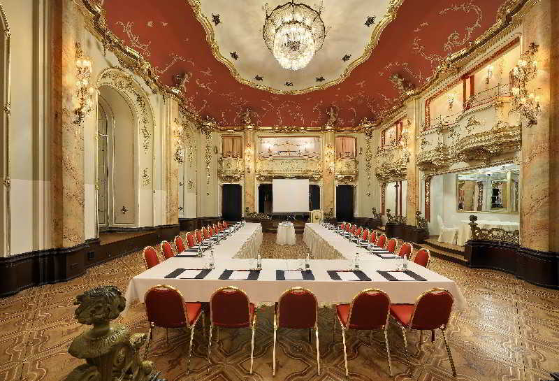 Grand Bohemia Hotell