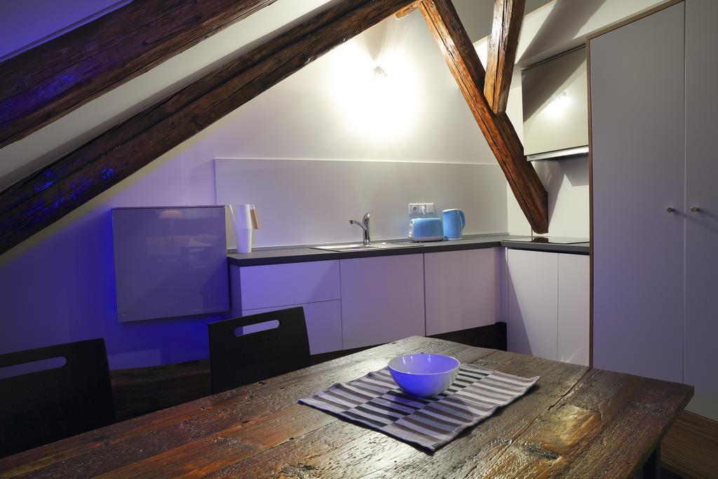 Apartment At The Blue Duckling Prague
