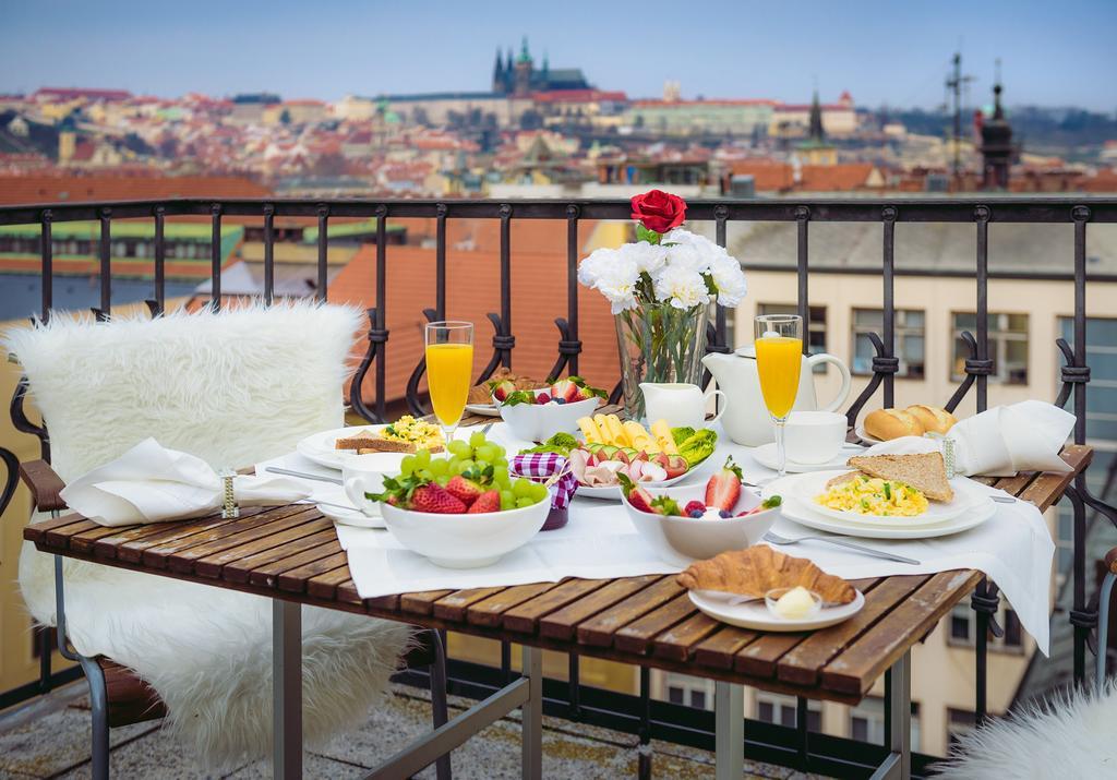 Apartment A/c + Terrace Breakfast At Tiffany's *