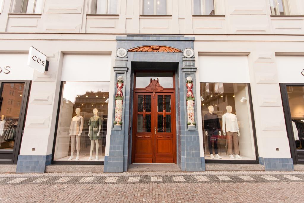 Glamour Premium * Prag