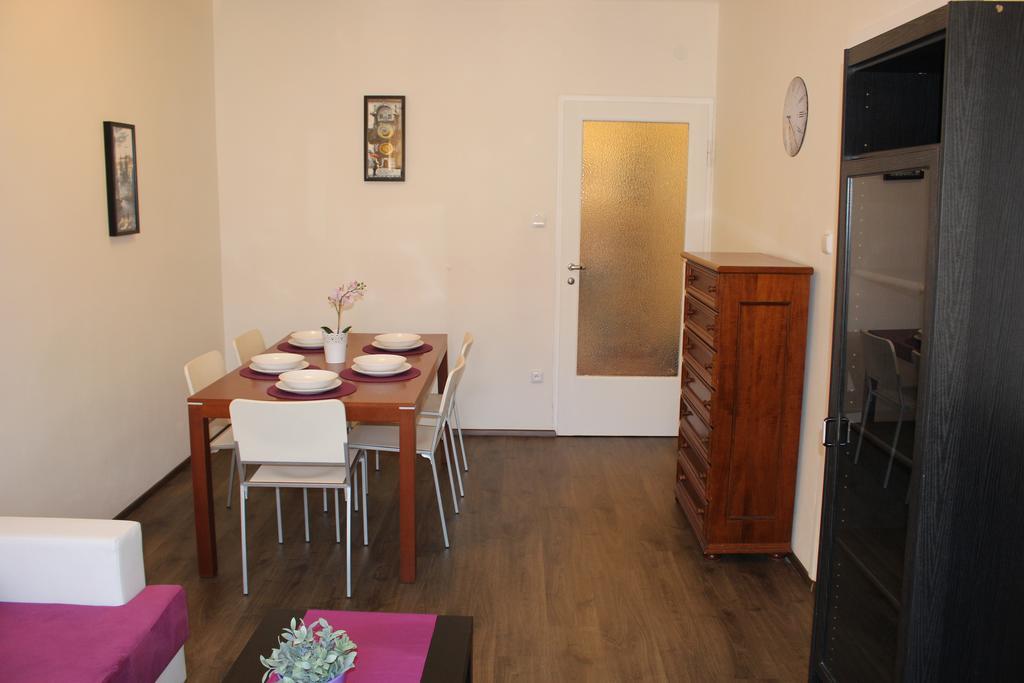 Go Native Apartment *
