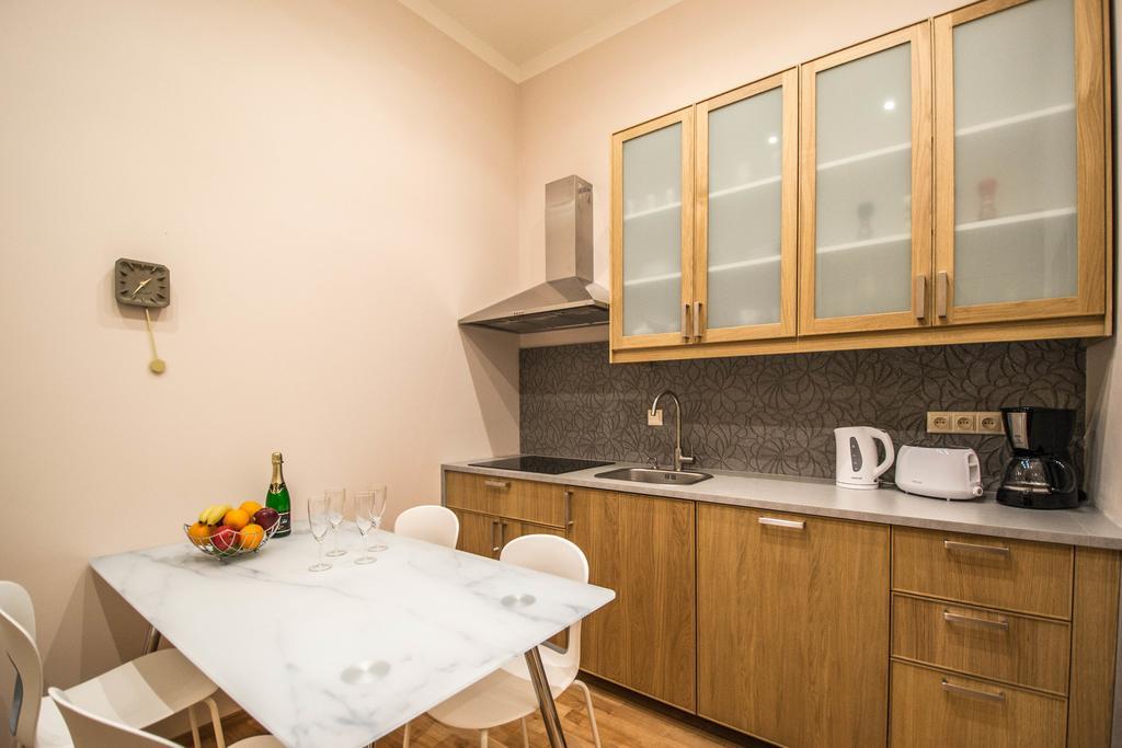 Bourgeois In Cultural Heritage Building By Ruterra Prag