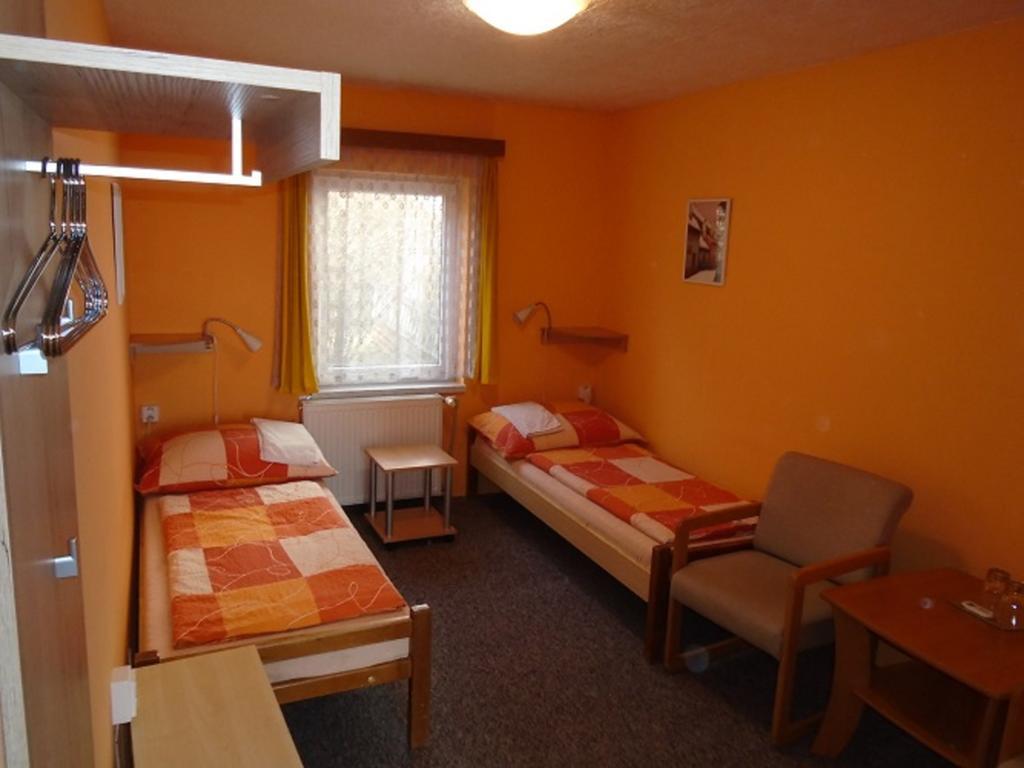 Guest house Dobroucky 2*