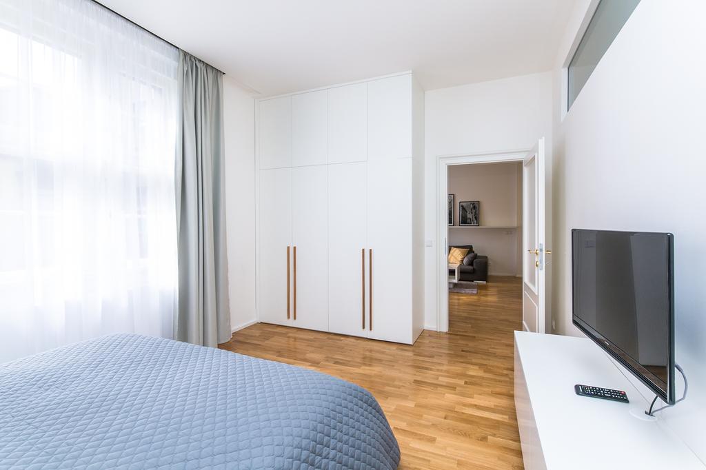 Wishlist Residences - Karlin Free Parking Lägenhet