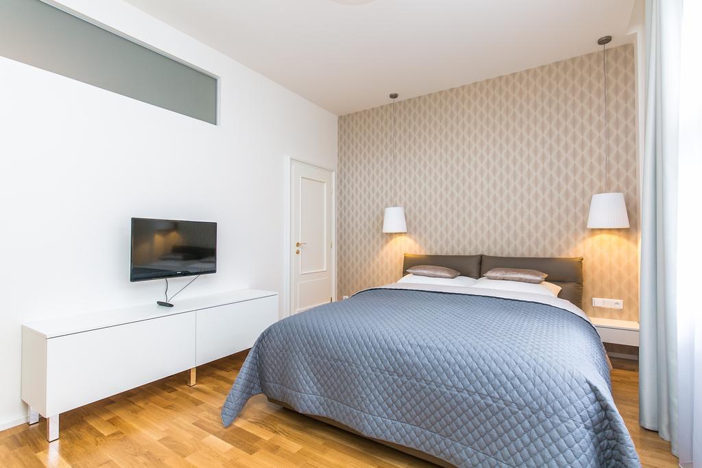 Wishlist Residences - Karlin Free Parking *
