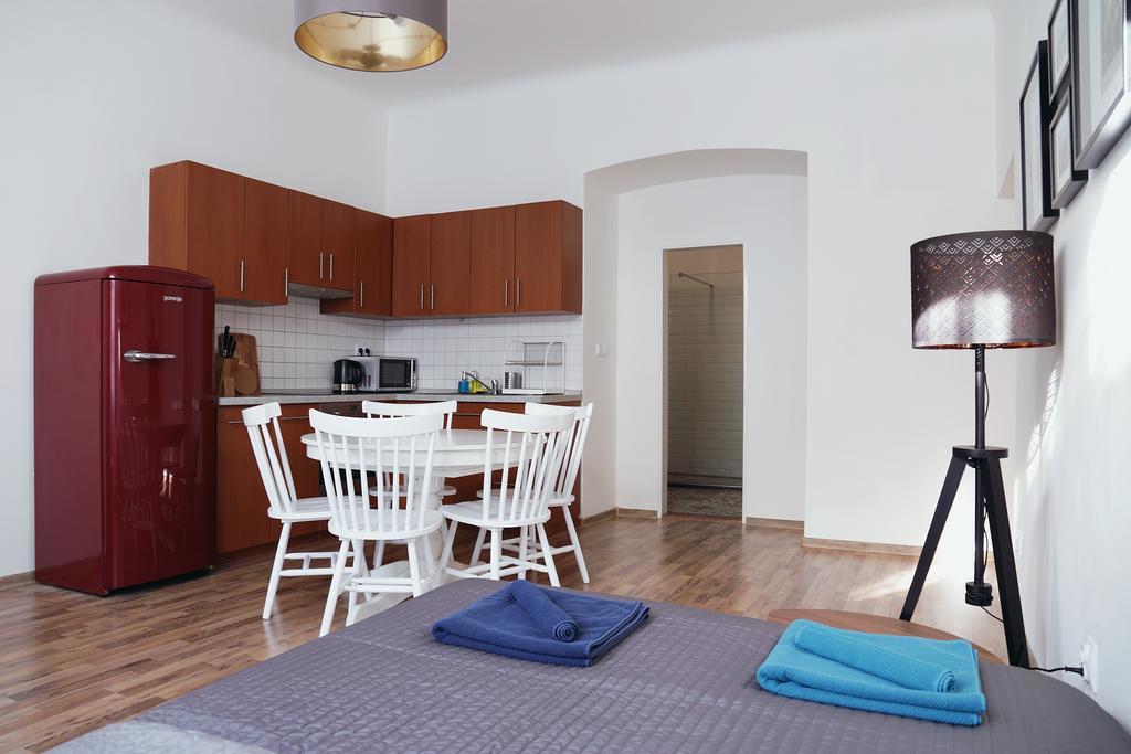 Gesse Jirsikova Apartment