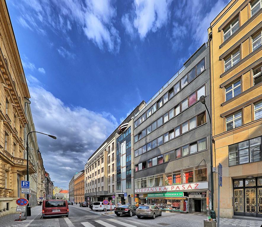 Apartment Stepanska 36
