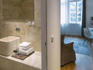 Golden Crown Hotell 4*