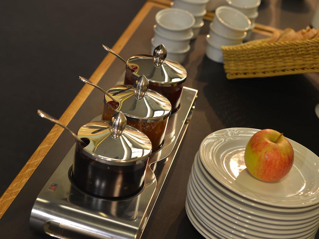 Ea Royal Esprit Hotel 4*