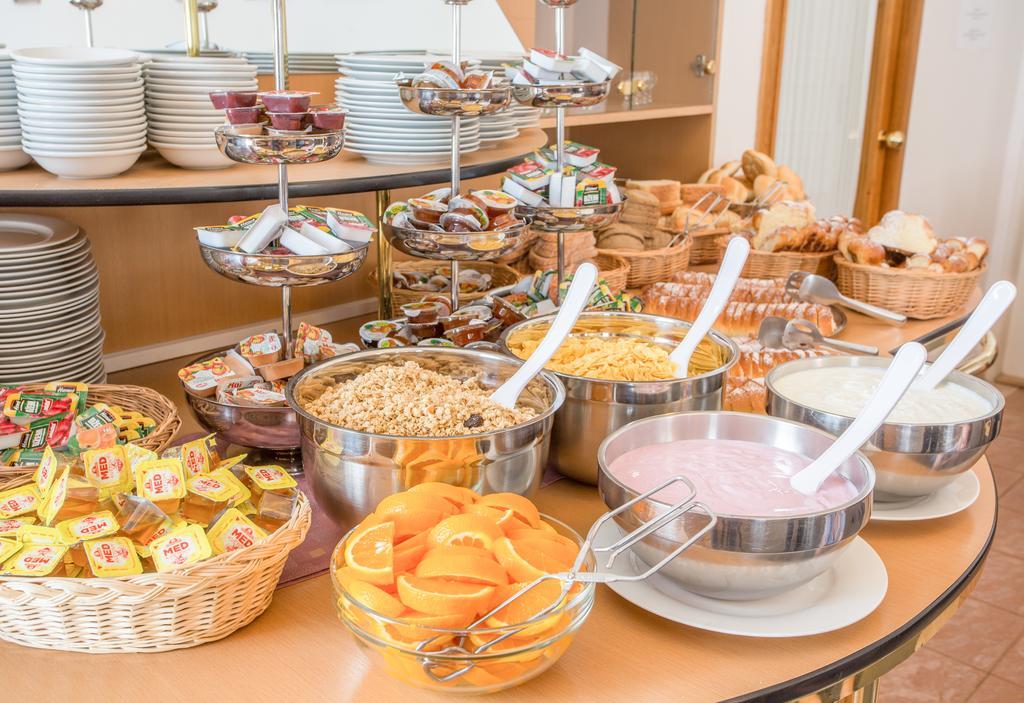 City-inn Hotell 3*