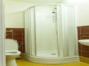 U Suteru Hotel 3*