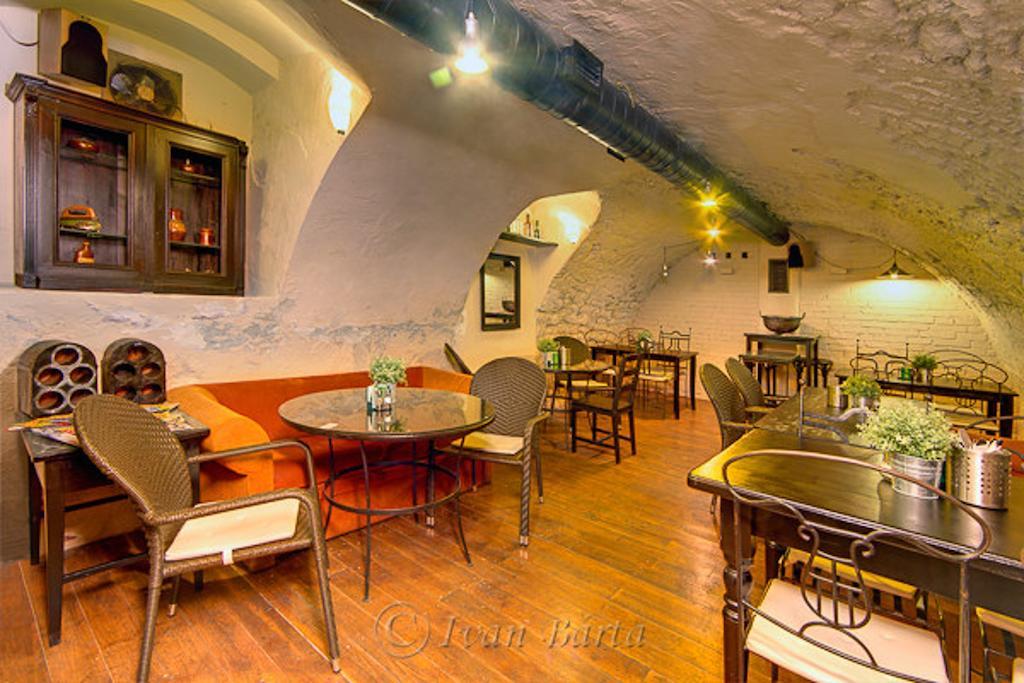 U Schnellu Hotell