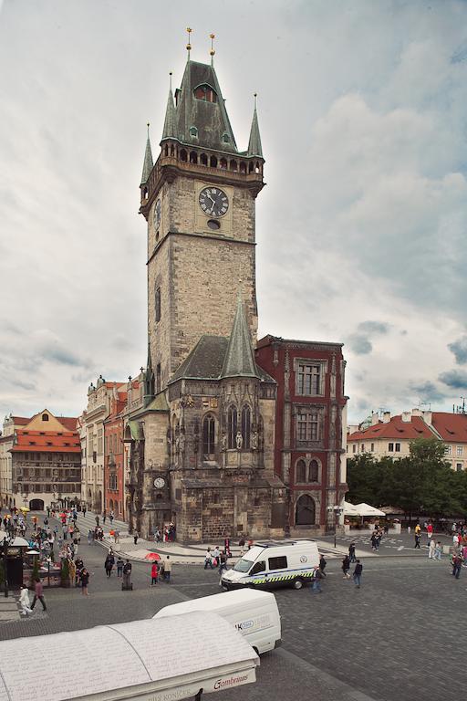 Old Town Square By Emblem 5*