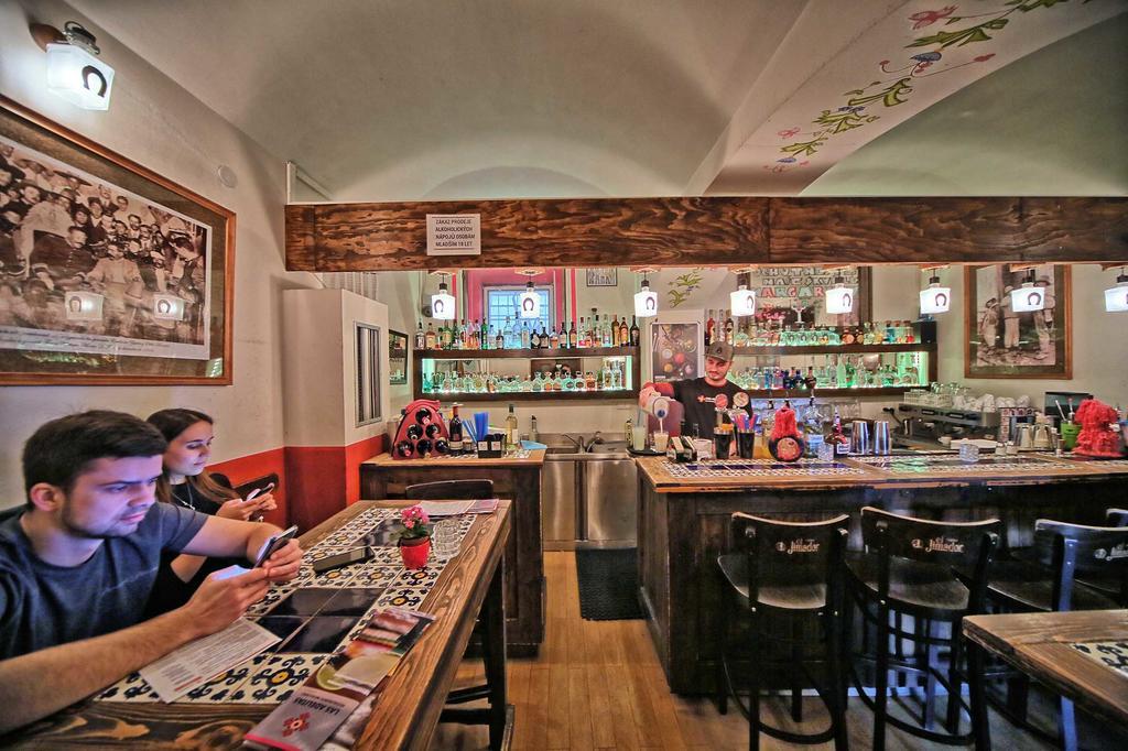 Americka 8 Prag