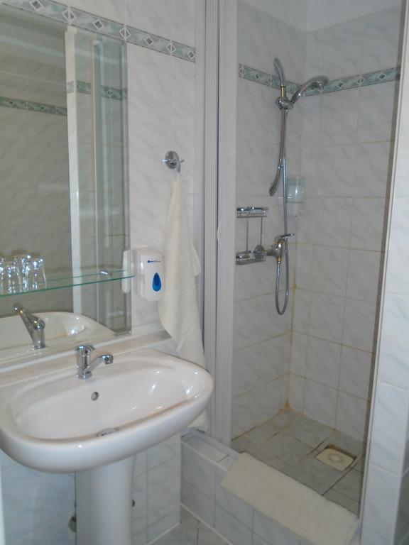 Dobroucky Guest house 2*