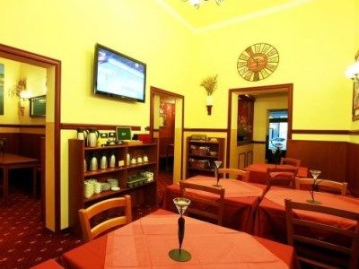 Old Hotel Praha