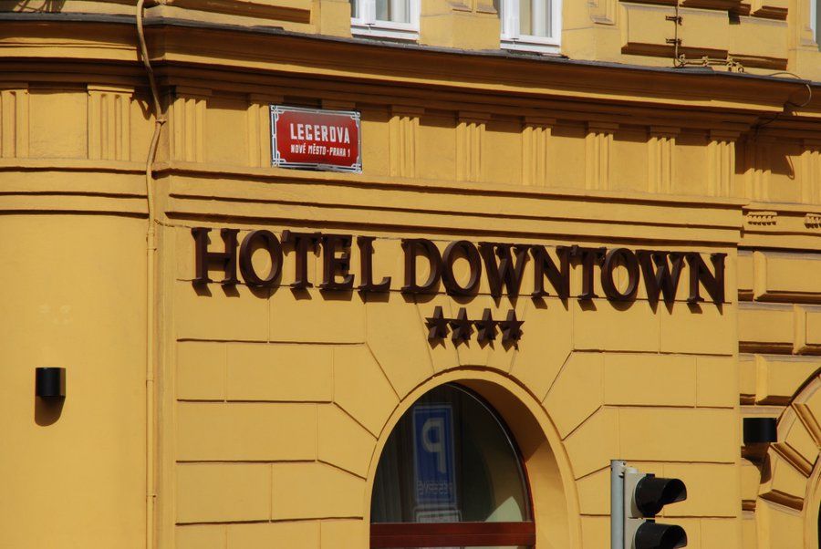 Ea Downtown 4*