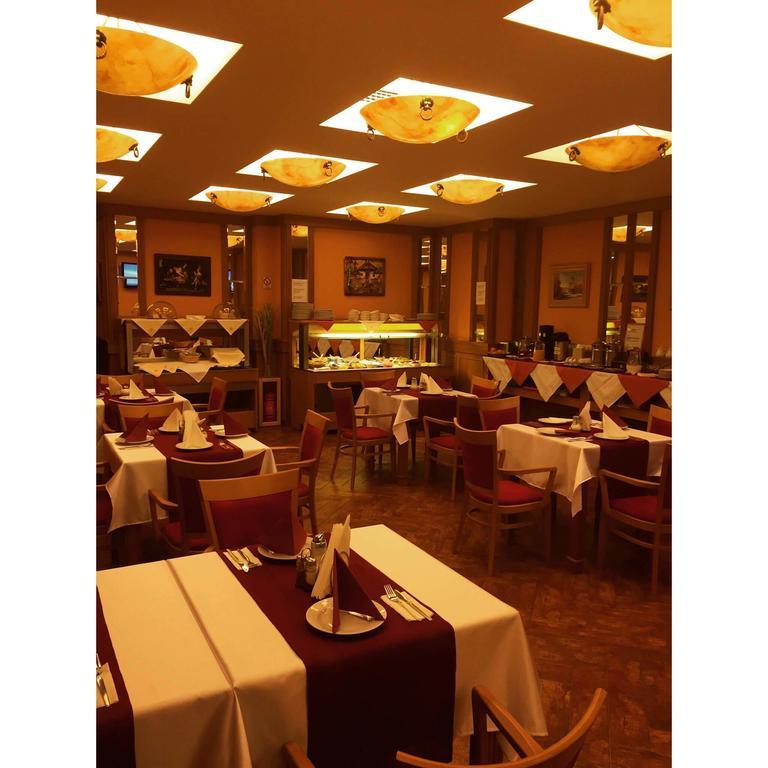 Hotel Askania 4*