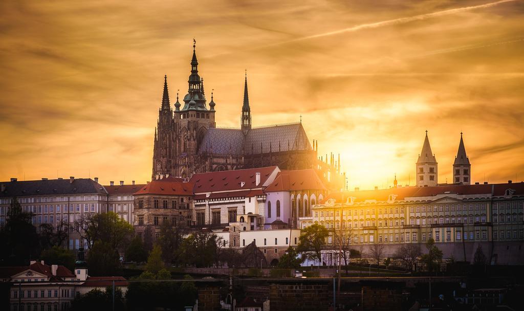 Triplex Kings In Old Town Apartment Prag