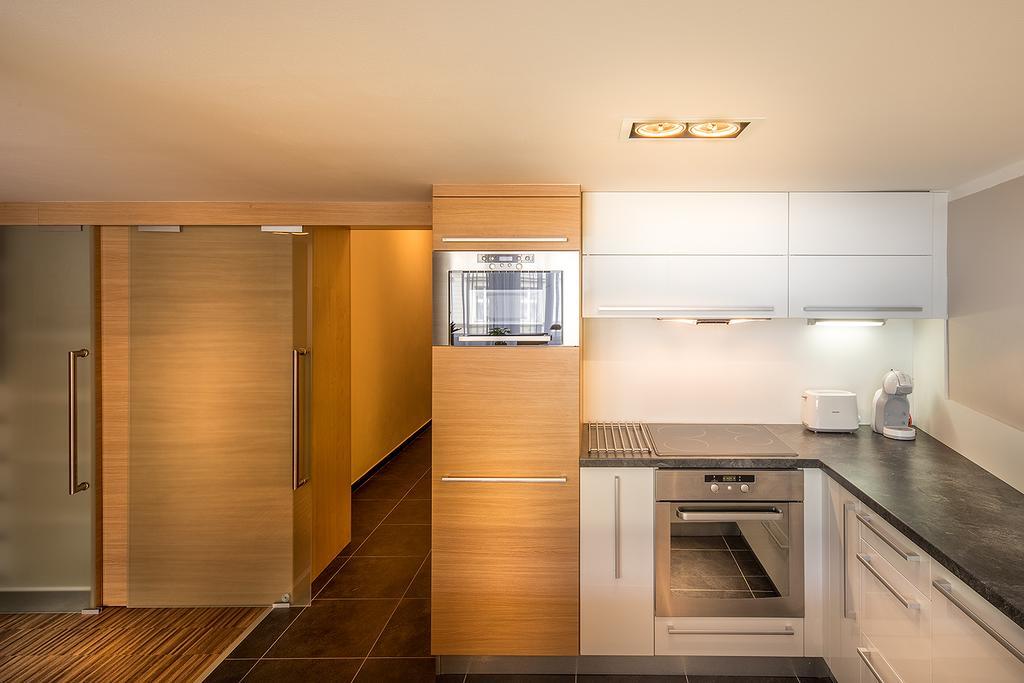 Stylish In Old Town Apartment
