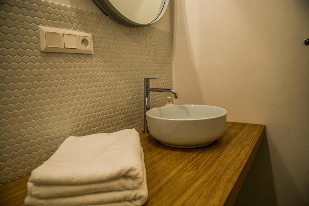 Luxurious - Na Porici 44 Prag