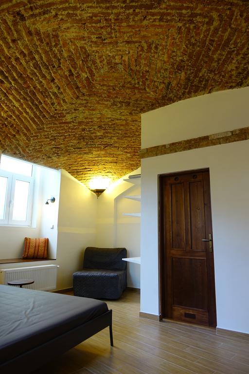 Apartment Flail