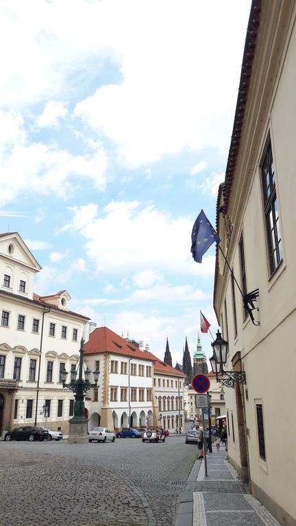Loretanska Apartment Prag