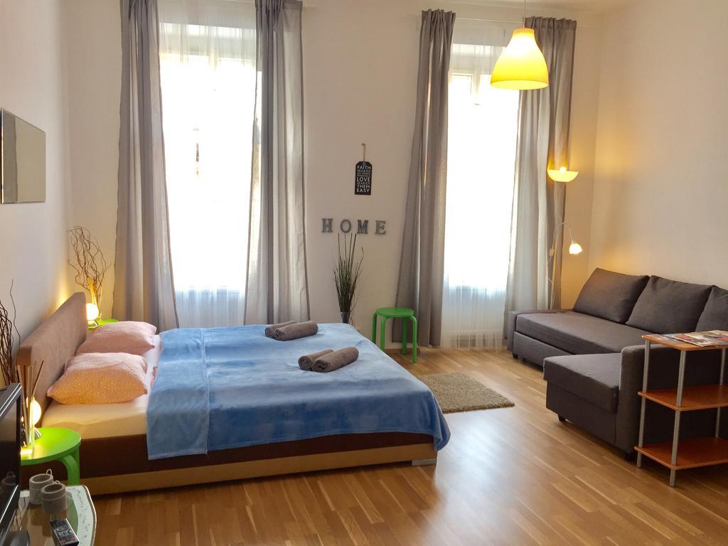 Apartment Lily's - 5 Minutes To Charles Bridge *