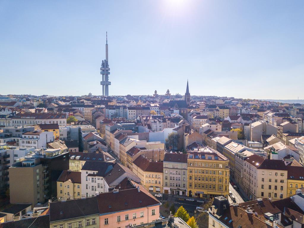 Downtown Chlumova * Prag