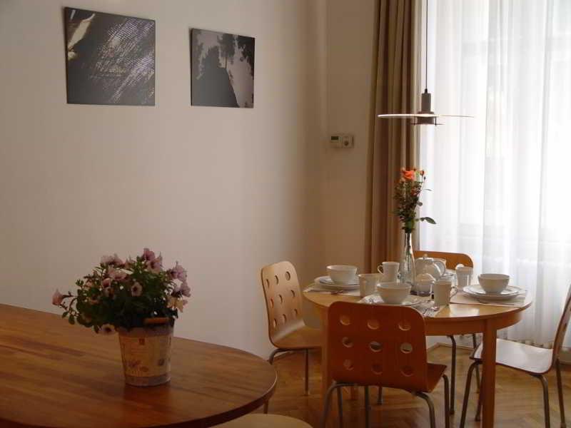 Luxury Jewish Quarter Apartment
