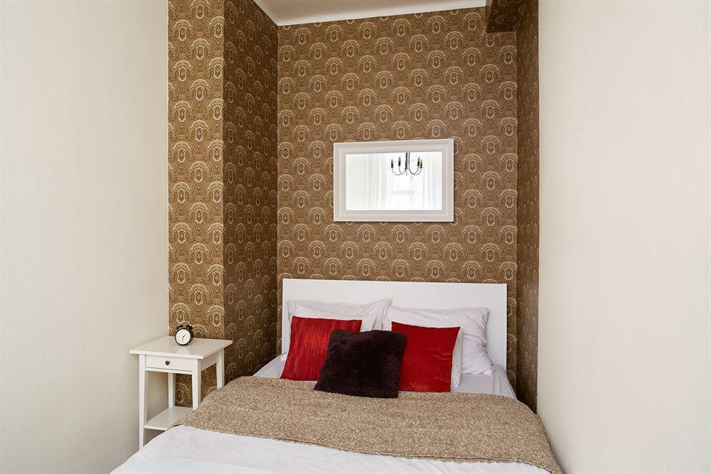 Aparthotel Abc Suites