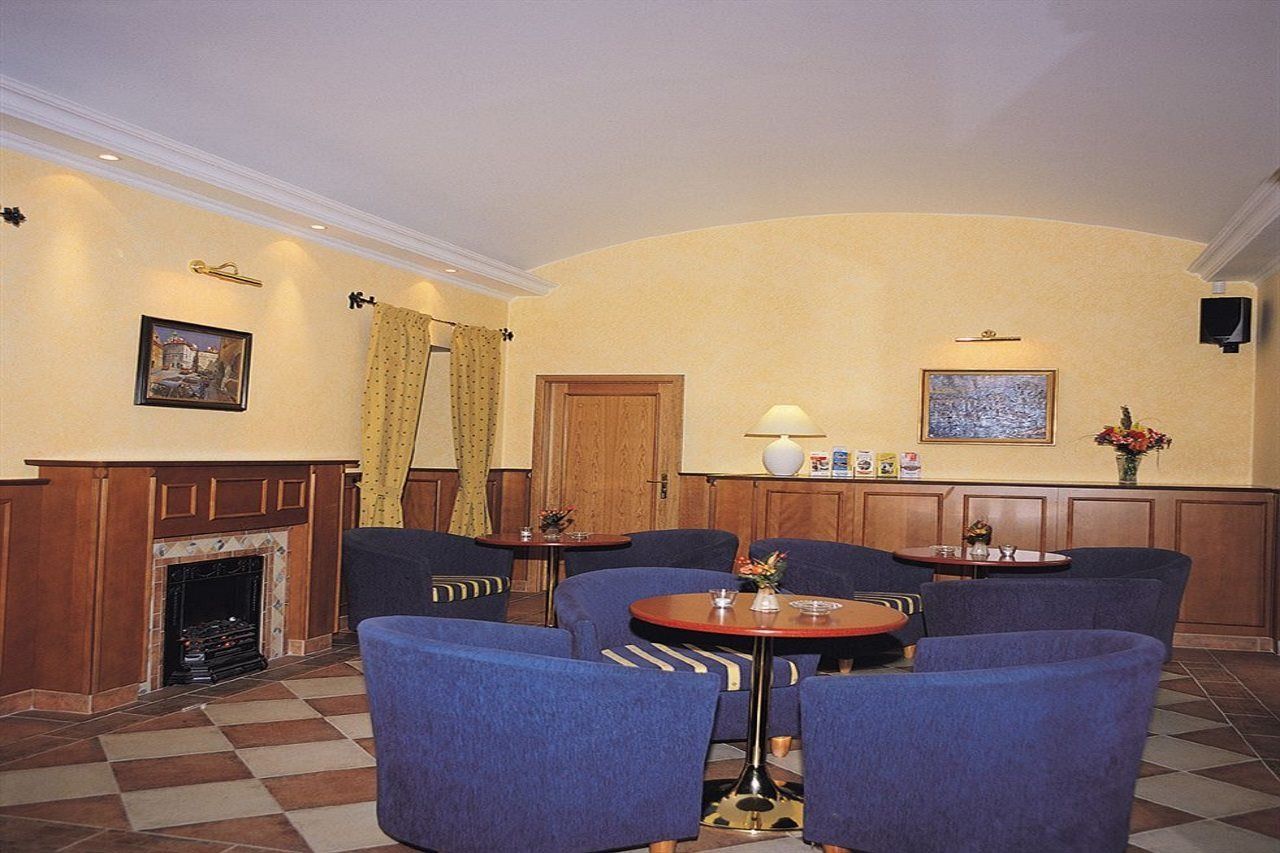 Arbes Hotel