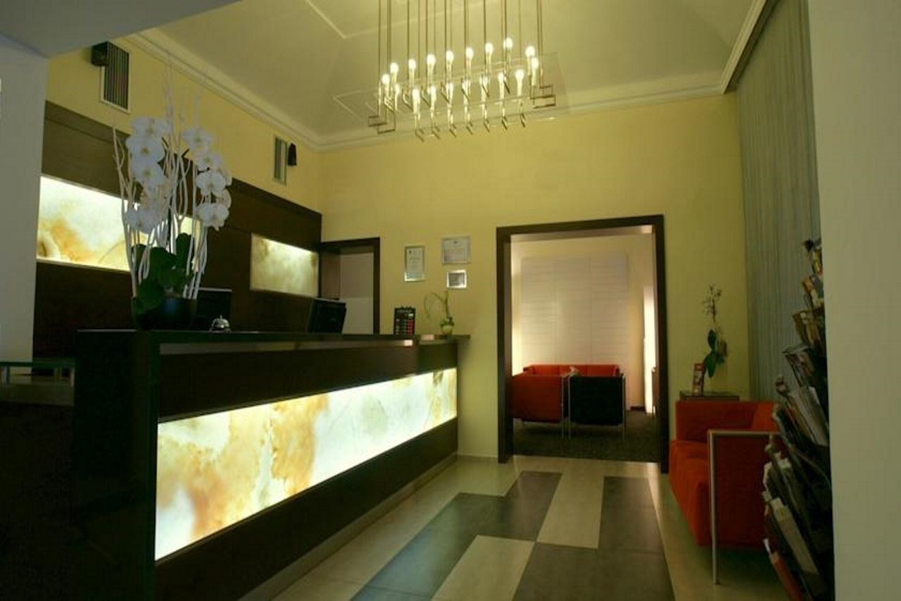 Lunik Hotel