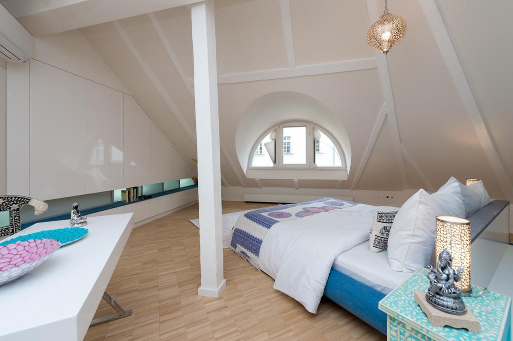 Empirent Design * Prag