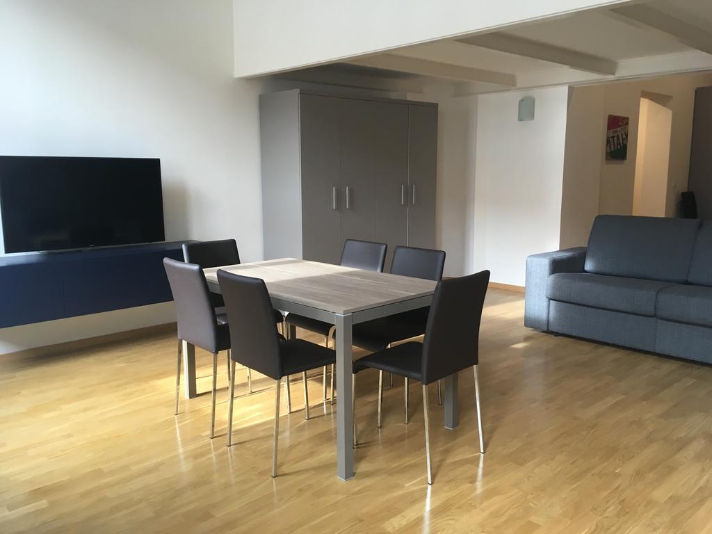 Apartment Sokolovska 91